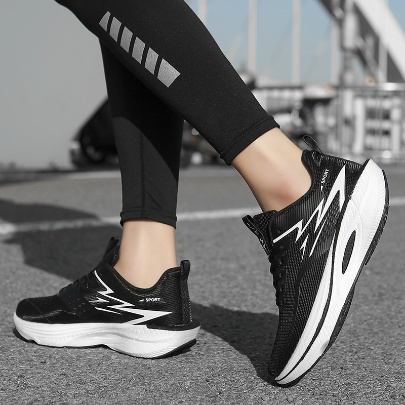 รองเท้าผู้หญิงรองเท้าผ้าใบหญิง - Men'S Fashion Running Shoes บทวิจารณ์และราคา