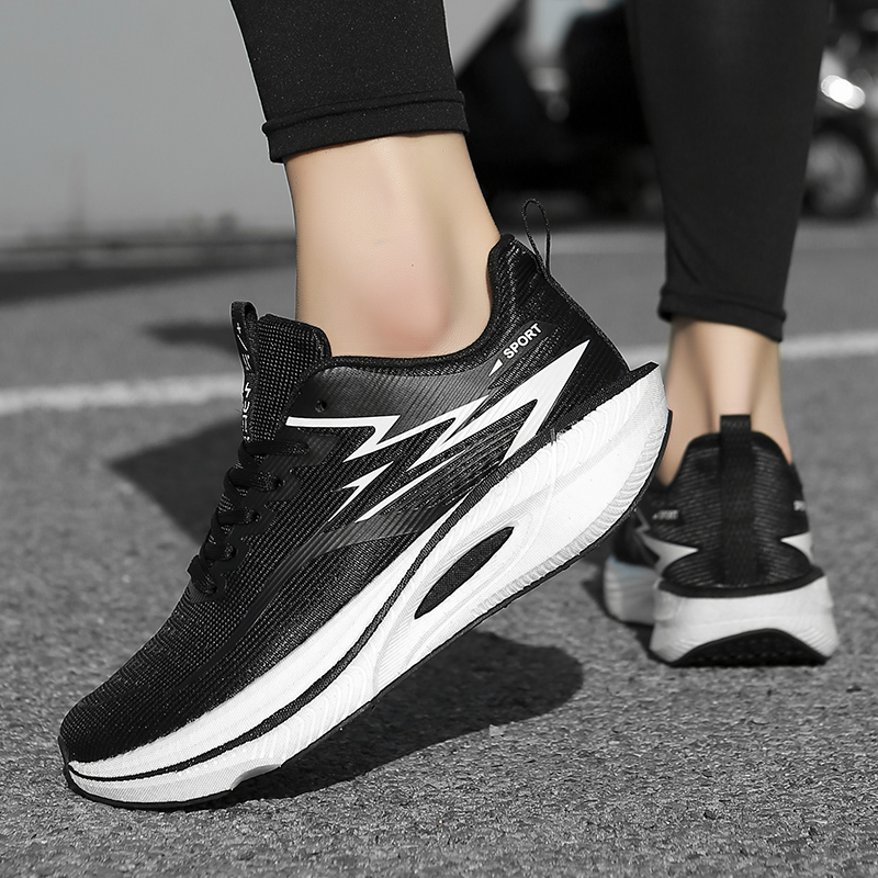 รองเท้าผู้หญิงรองเท้าผ้าใบหญิง - Men'S Fashion Running Shoes บทวิจารณ์และราคา