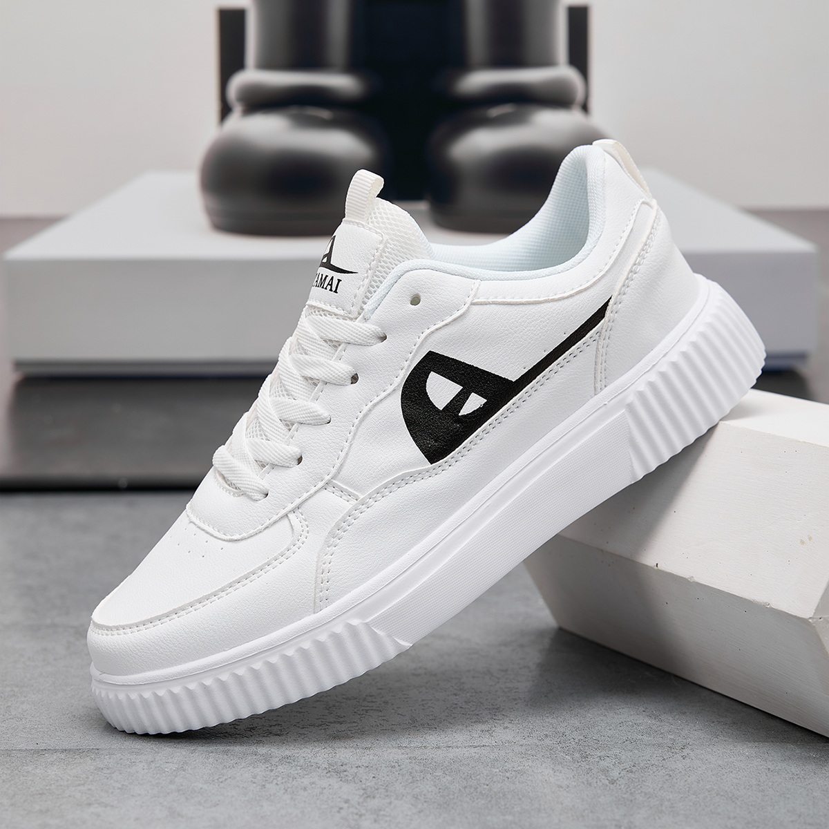 รองเท้าผู้หญิงรองเท้าสเก็ตบอร์ - Men'S Fashion Running Shoes บทวิจารณ์และราคา